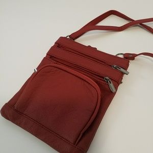 Crossbody purse or shoulder purse